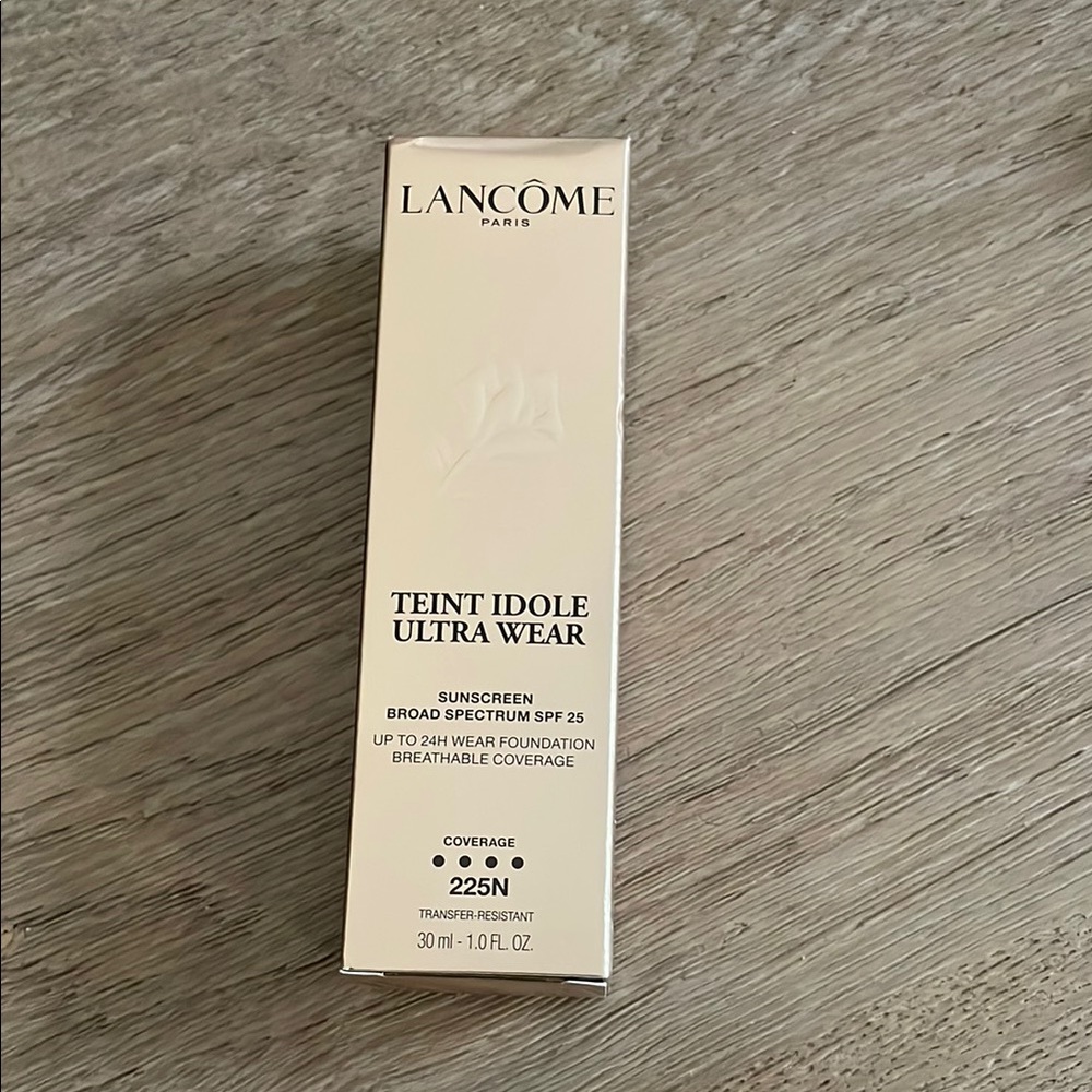 Lancôme Teint Idole Ultra Wear Foundation - Shade 225N